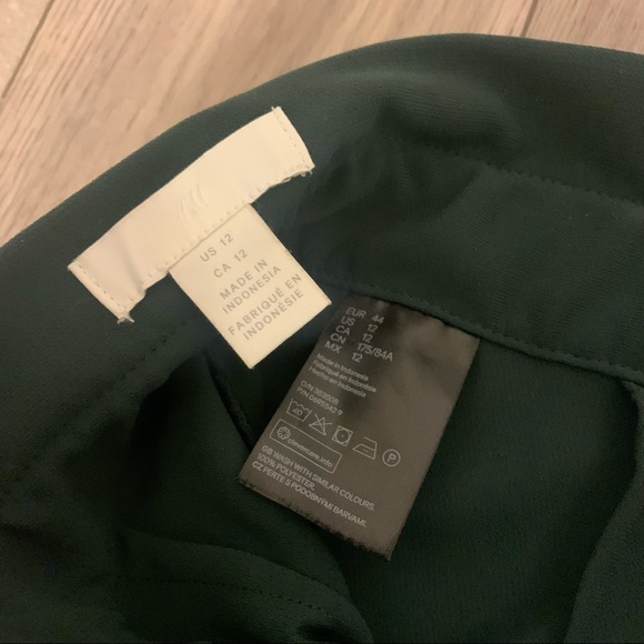 H&M Gorgeous Emerald Green Paperbag High Waist trousers. - Picture 3 of 5